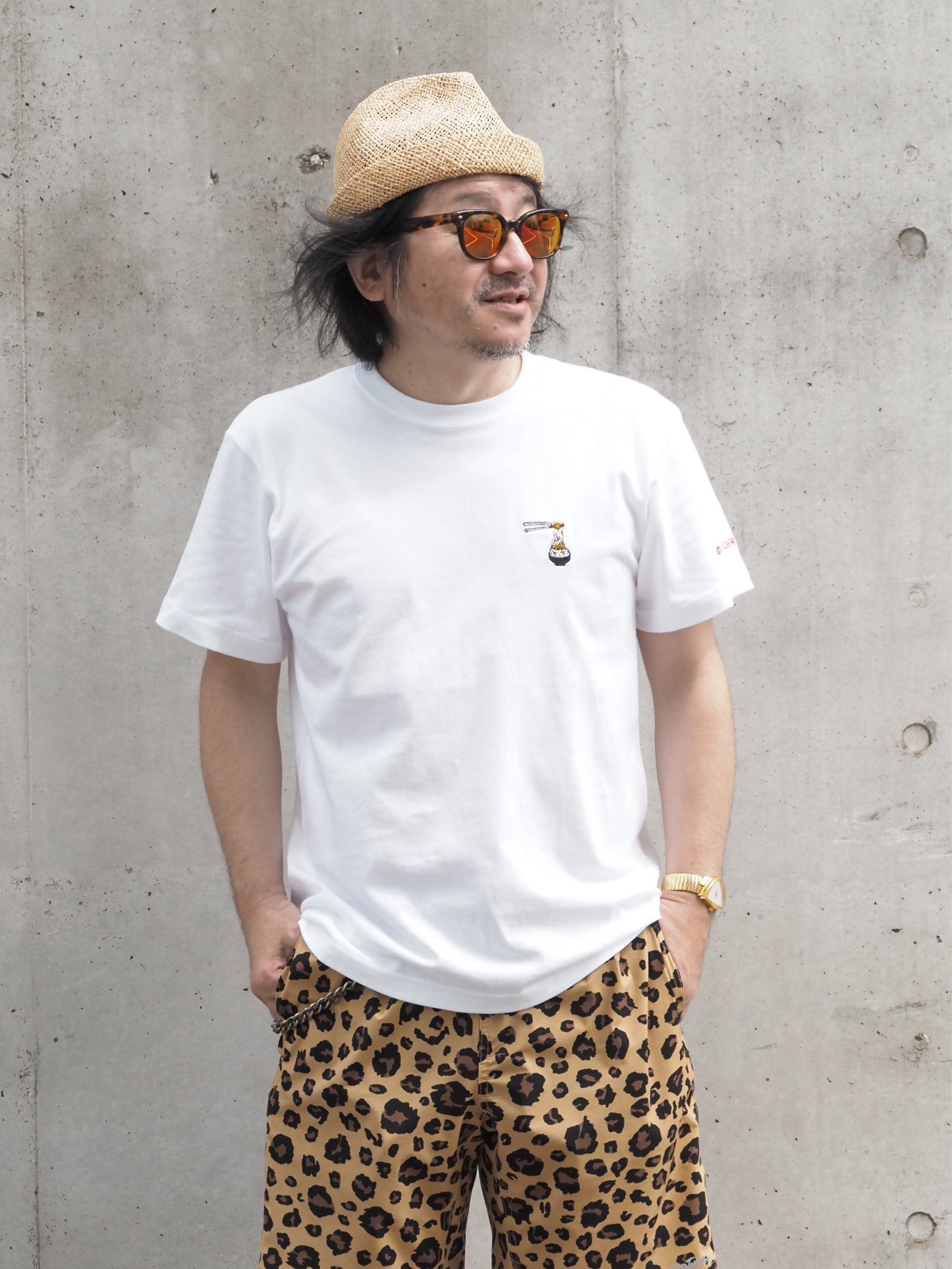【限定再販売中】Never give up half tee / white