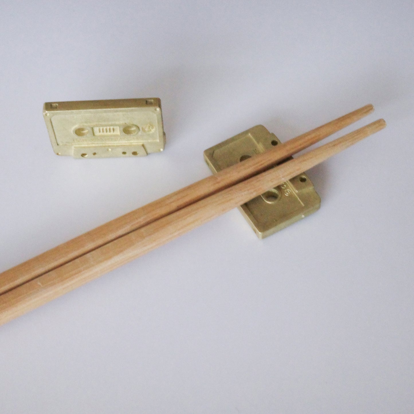 【予約限定販売中】CASSETTE TAPE OBJECT / カセットテープ デスクオブジェ（箸置き）2個セット